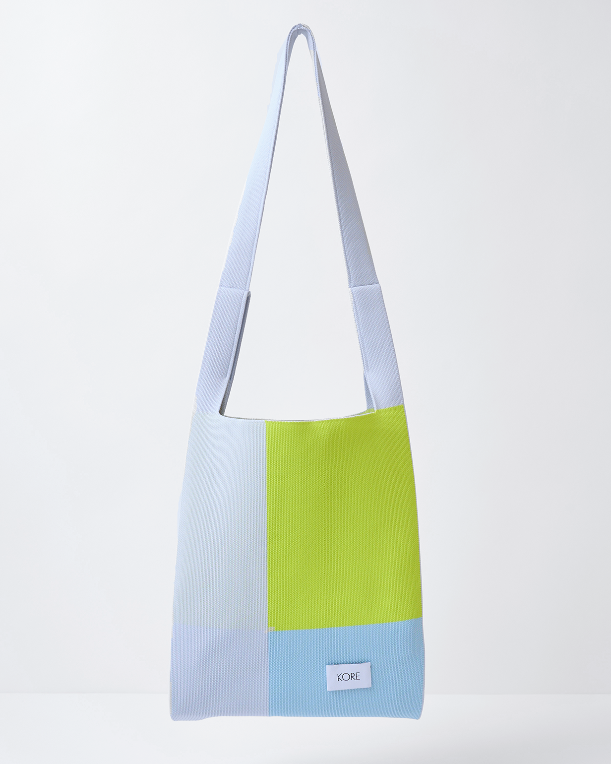 Square L in Cold Lime Block 再生ポリエステルを使用した純国産