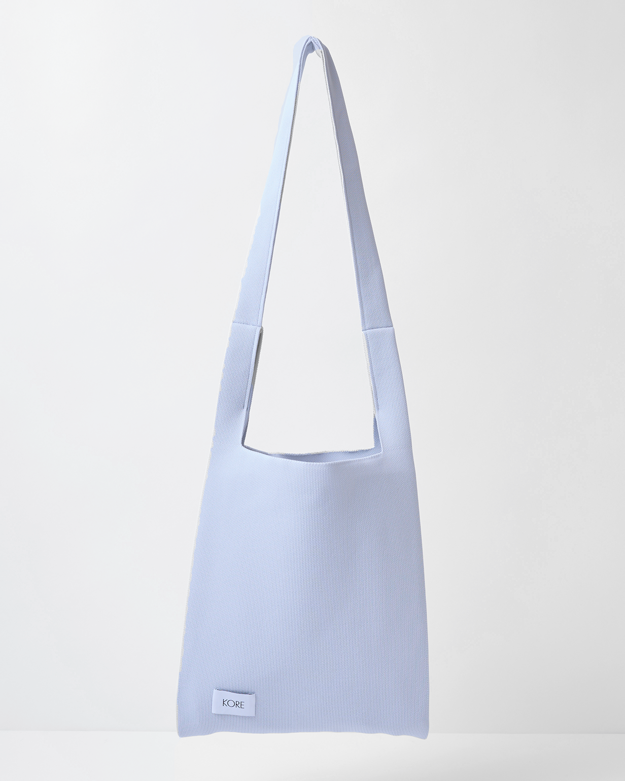 Square L in Ice Gray 再生ポリエステルを使用した純国産ニットバッグ