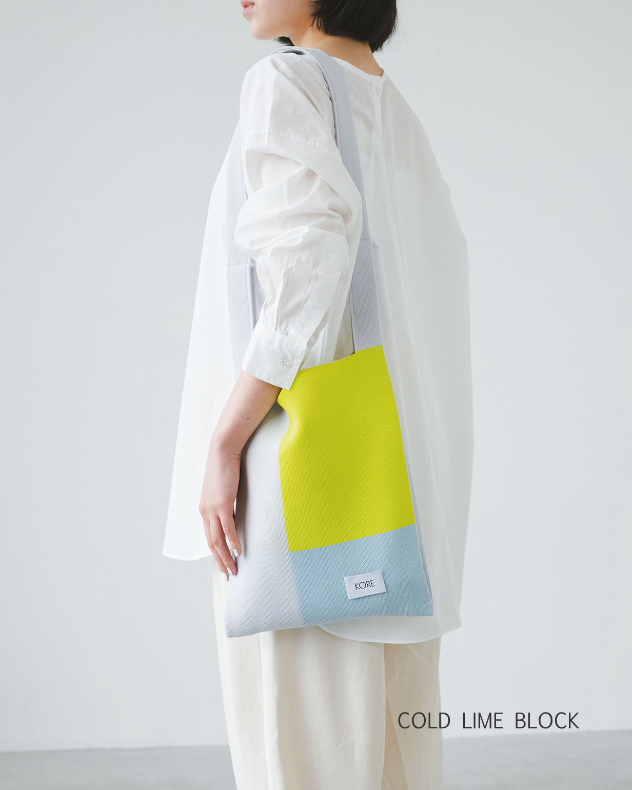 Square L in Berry Pink