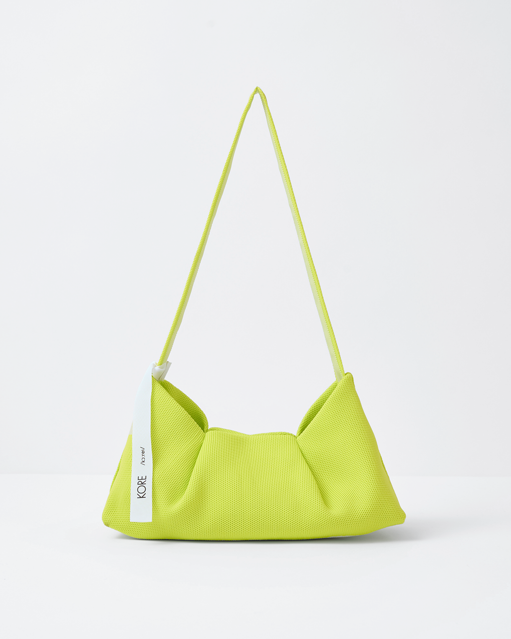 Dumpling in Lime Yellow 再生ポリエステルを使用した純国産ニット Dumpling in Lime Yellow 再生ポリエステルを使用した純国産ニット